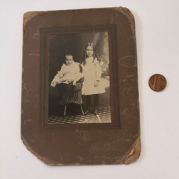 Curly Hair Girl & Baby Rinebold Auburn IN Antique Victorian CDV Card TK3-P - Picture 2 of 2